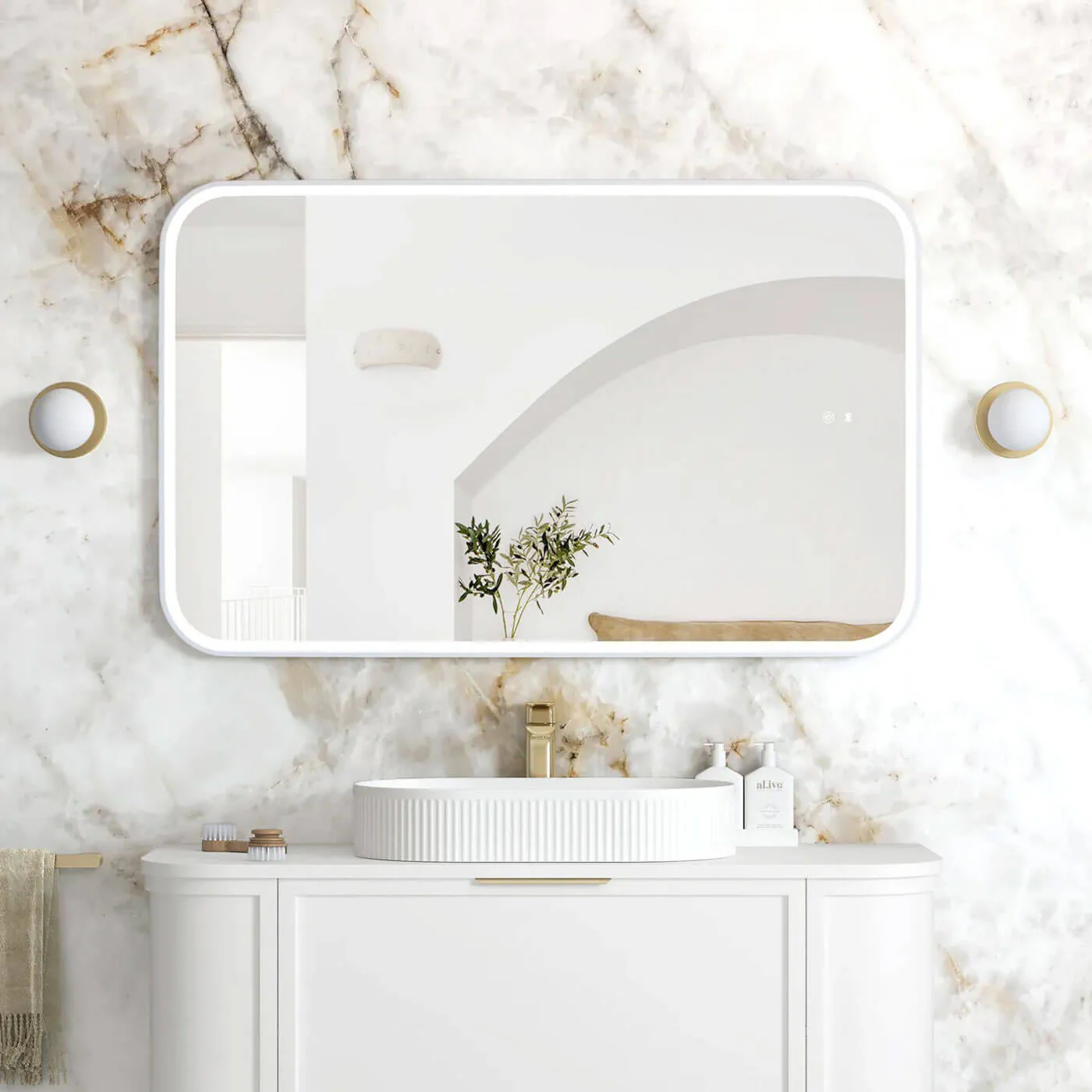 Newport LED Framed Bathroom Mirror - Image 6