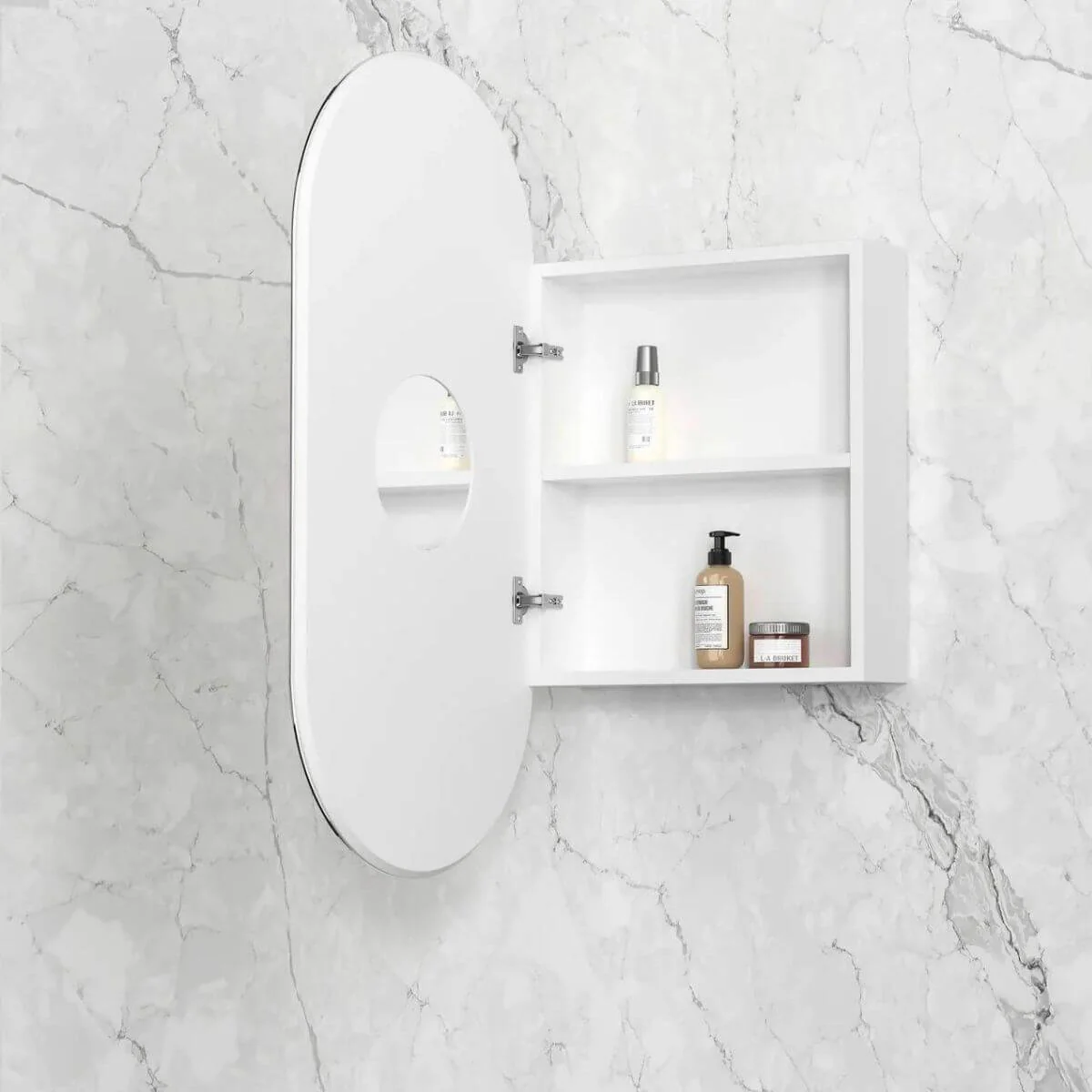 Noosa Pill Oval Mirror Shaving Cabinet 900x450mm - Image 4