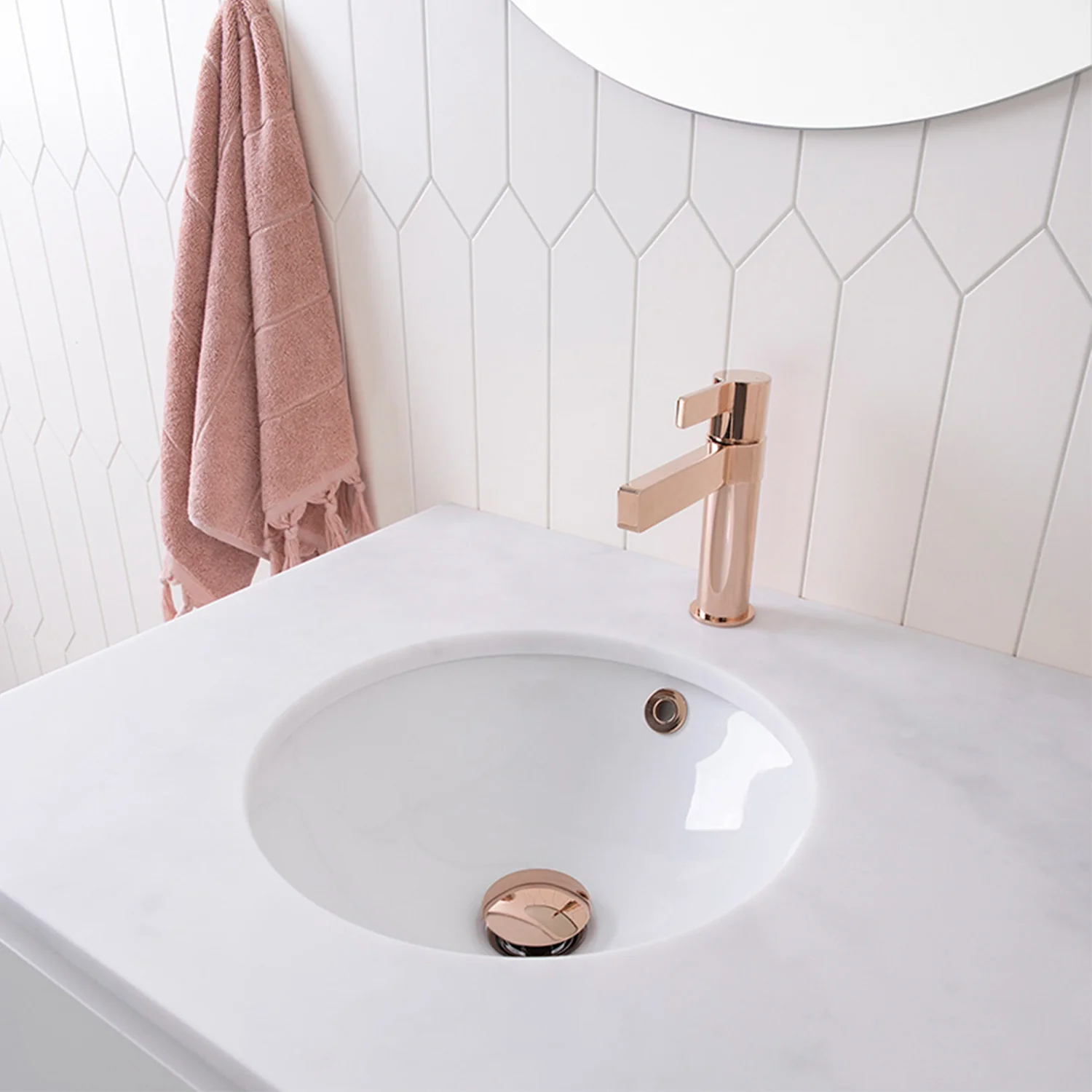 Round Undermount Ceramic Basin 370mm - Image 2